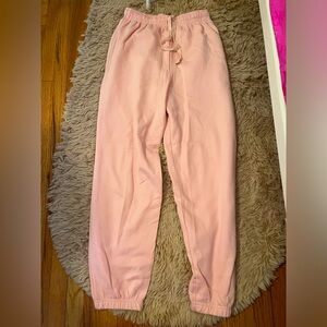 baby pink sweatpants | M